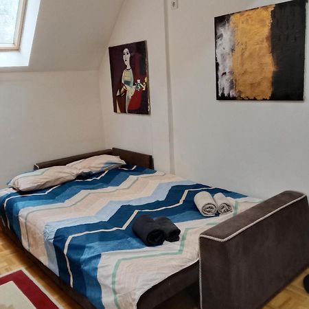 East Gate Apartment Studio سكوبجي المظهر الخارجي الصورة