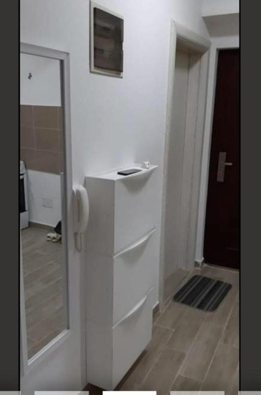 East Gate Apartment Studio سكوبجي المظهر الخارجي الصورة